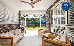 Callala Sunrise Pet Friendly 5 Mins Walk To Beach
